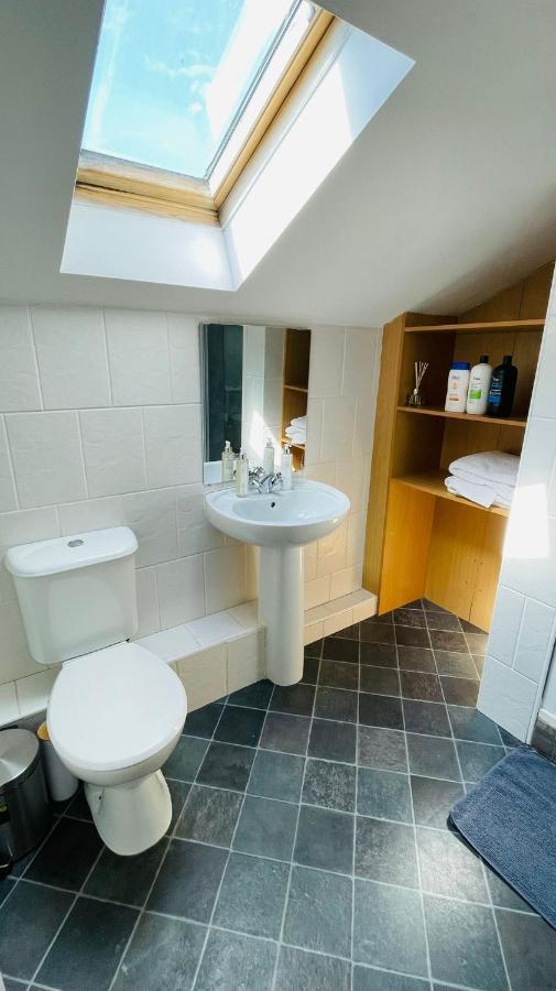 Modern City Centre House Galway Zewnętrze zdjęcie