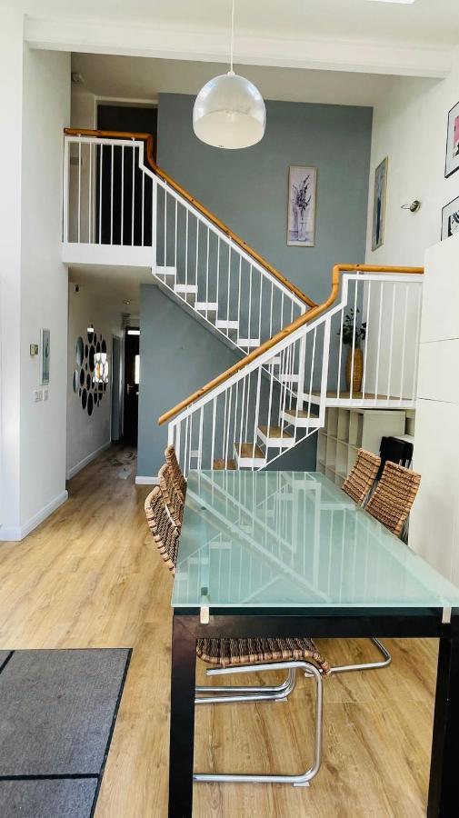 Modern City Centre House Galway Zewnętrze zdjęcie